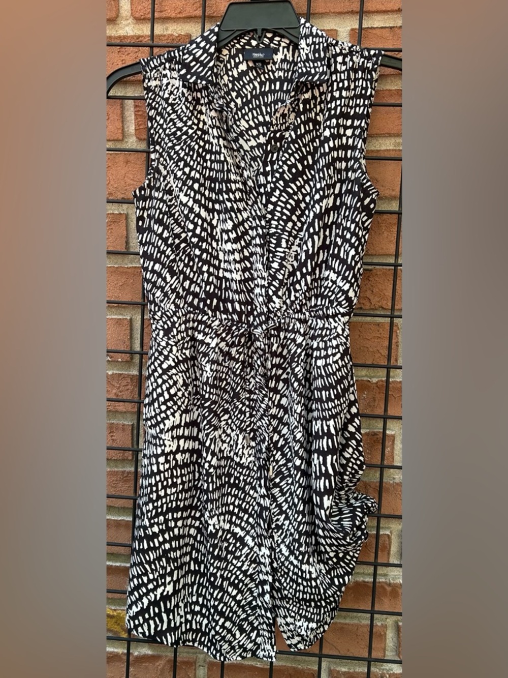 Mossimo Supply Co. Black and White Abstract Sleeveless Dress